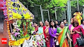 Over 600 take part in Rath celebrations in Southall | Bhubaneswar News - Times of India