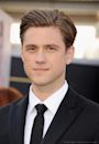 Aaron Tveit