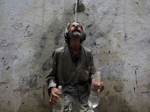 Power cuts, heatstrokes and deaths: How Pakistan is reeling from a heatwave