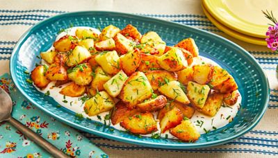 A Genius Trick Makes These Ranch Roasted Potatoes Unbelievably Crispy