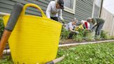 PHOTOS: River Valley Master Gardeners brighten up visitor center in Fort Smith | Northwest Arkansas Democrat-Gazette