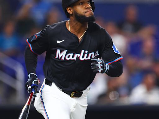 Pirates trade for Marlins Bryan De La Cruz, Blue Jays Isiah Kiner-Falefa