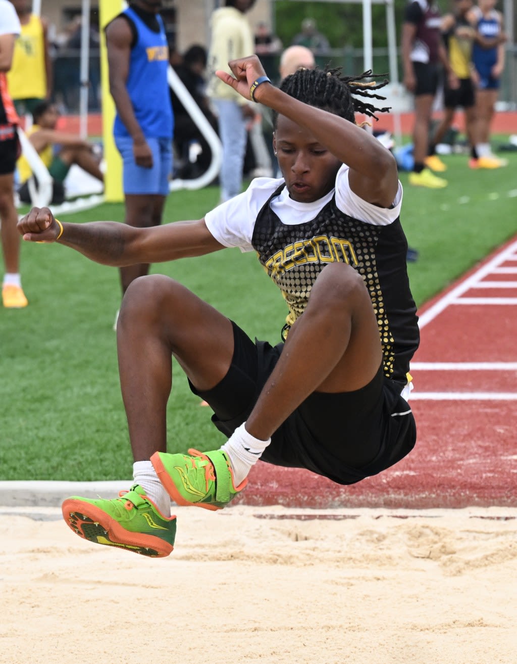 District 11 boys track: Miner strikes gold for Notre Dame in 4 x 800 relay