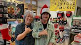 Eddie Vedder Gifts Guitars to Young Musicians For Christmas