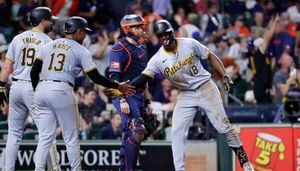 Michael A. Taylor’s clutch homer lifts Pirates to 5-3 win over Astros