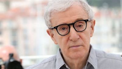 Woody Allen, il regista sul suo possibile ritiro: “Tutto il romanticismo del cinema è scomparso”