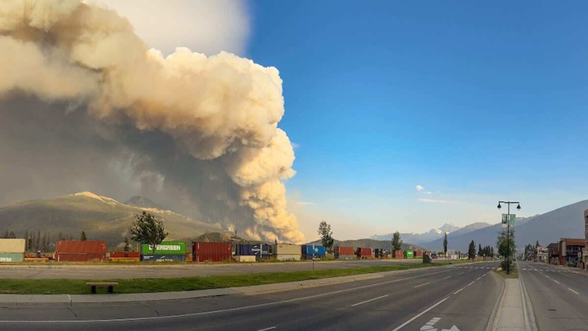 CN main line reopens through fire-ravaged Jasper, Alberta