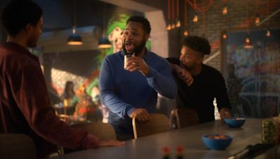 'Grown-ish' First Look: Malcolm-Jamal Warner Plays Doug's Difficult Dad