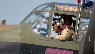 Historic Second World War plane stops in Saskatoon