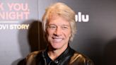 Jon Bon Jovi is praised for talking woman off the ledge of a bridge. Mental health experts say it's well deserved.