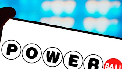 Oregon Man Battling Cancer Wins Lottery of $1.3 Billion Powerball Jackpot - E! Online