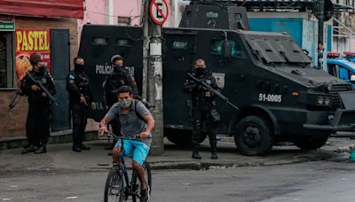 La policía brasileña lanzó un megaoperativo contra el crimen organizado en Río de Janeiro