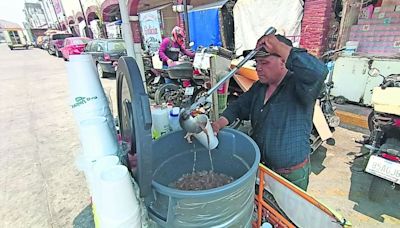 Calor dificulta trabajo en las calles de Tabasco