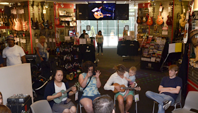 Report: Legendary music store chain to close all US locations if a buyer is not found