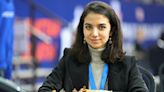 Iranian chess star reveals why she removed her hijab