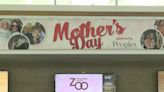 Families celebrate Mother's Day at the Milwaukee County Zoo