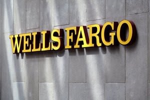 Wells Fargo stock falls as Q2 net interest income decreases due to higher rates By Investing.com