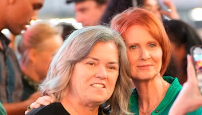 Rosie O'Donnell films with Cynthia Nixon on set of And Just Like That