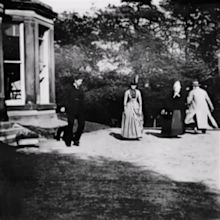 Roundhay Garden Scene (1888) Louis Le Prince - moonflix | Restored ...