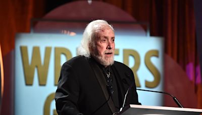 Robert Towne Dead at 89: Legendary ‘Chinatown’ Screenwriter Was One of Hollywood’s Great Scribes