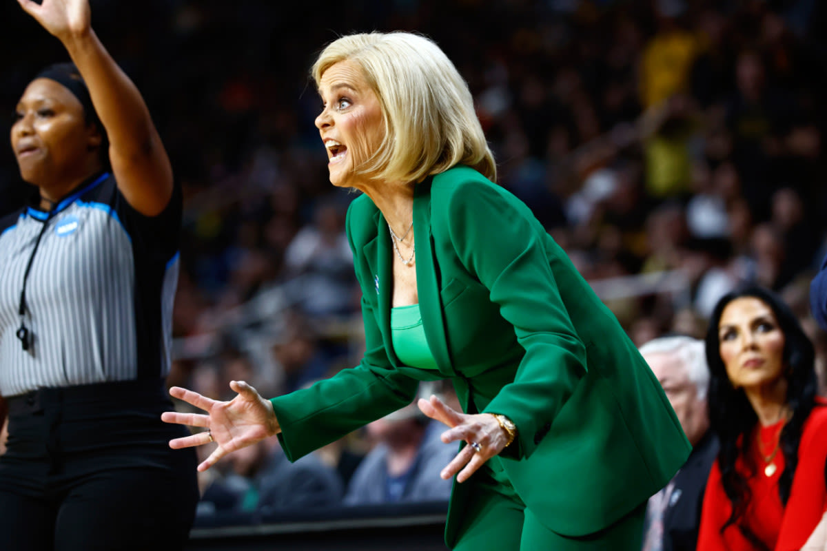 Kim Mulkey, Hailey Van Lith Get Roasted After Costly Caitlin Clark Mistake Resurfaces