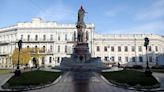 Ukraine dismantles statue of Russian Empress Catherine the Great