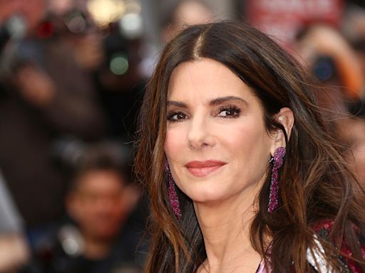 Sandra Bullock reflexiona sobre su vida y la pausa en su carrera tras la muerte de su novio: "Estoy demasiado cansada"