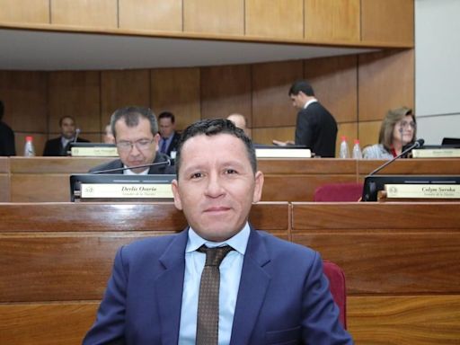 La Nación / Ante maltrato a funcionaria indígena: pedirán amonestar al senador Chaqueñito Vera