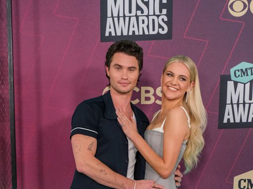 Chase Stokes and Kelsea Ballerini always 'make the effort' for their long-distance relationship