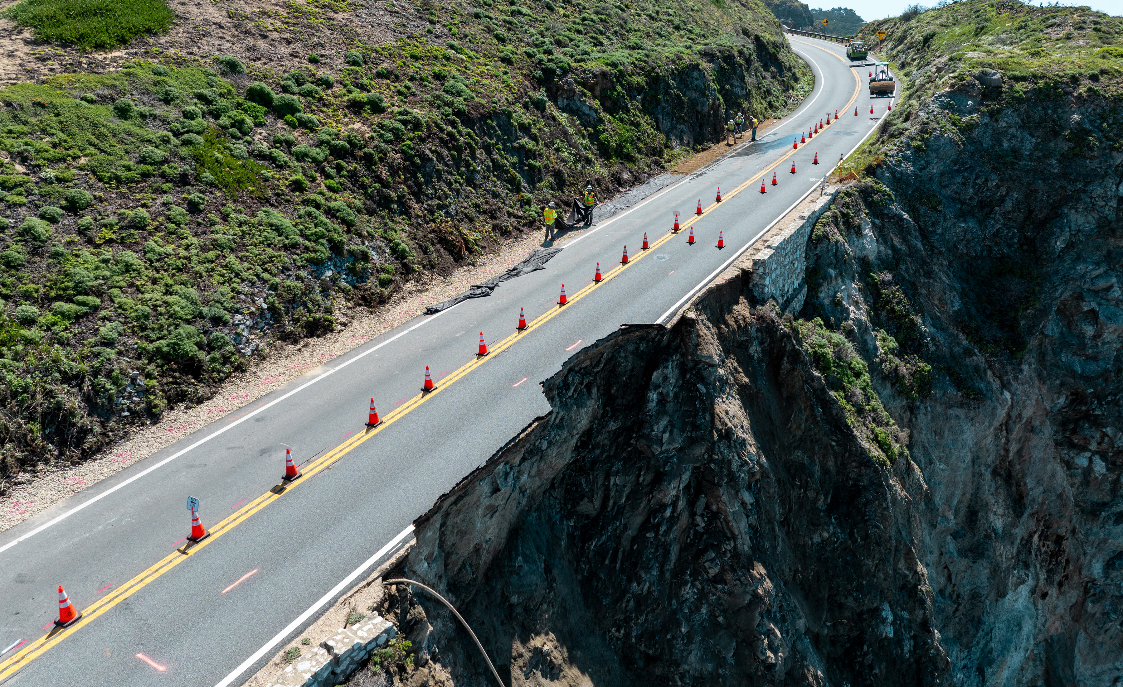 Big Sur's Highway 1 to reopen Friday — ahead of schedule — after major rockfall