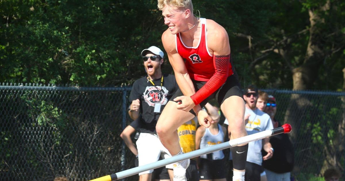 WIAA track and field sectionals roundup: Blake Burnstad, Manny Putz have big Division 1 performances