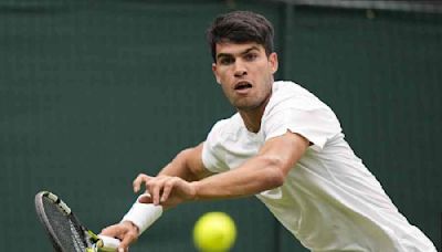 Carlos Alcaraz on track to Wimbledon third round after defeating Australian Aleksandar Vukic