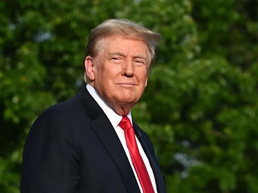 Trump aprovecha la condena para reforzar su carrera electoral y Biden alerta de sus ataques a la justicia