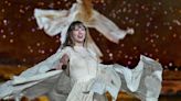 Fans Awestruck Over Handmade Blanket Depicting Taylor Swift: ‘Unreal Talent’