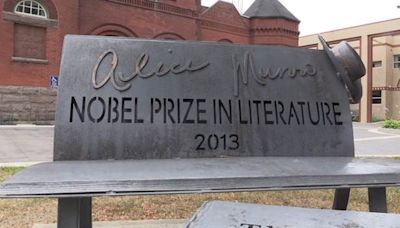 Alice Munro monument to remain in Clinton