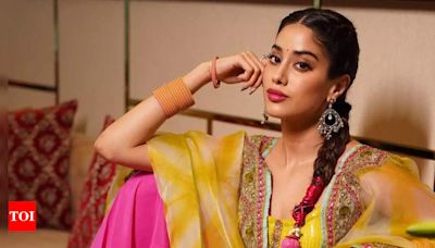 Janhvi Kapoor addresses claims of PR praise on social media: 'Itna budget nahi hai ki main logon se tareef karwaun' | Hindi Movie News - Times of India