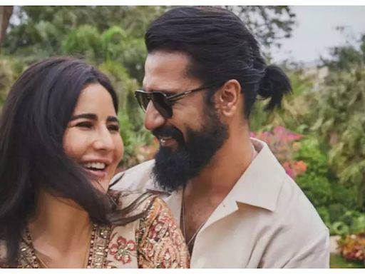 Is Katrina Kaif still in London while Vicky Kaushal returns to Mumbai? Her photo with fan goes viral - See inside - Times of India