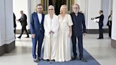 ABBA recibe el prestigioso título de caballero sueco por su carrera pop iniciada en Eurovisión