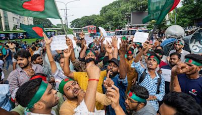 Bangladesh: No Durga Puja holiday, idol immersions, demands radical Islamic group