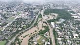 Ascendieron a 13 los muertos por el paso del huracán Beryl en Houston