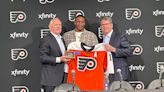 An emotional Wayne Simmonds retires as a Flyer