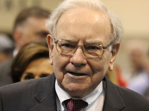 These 7 Stocks Make Up 84% of Warren Buffett's $336 Billion Stock Portfolio