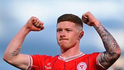 Damien Duff hails new deal for Shelbourne defender Kameron Ledwidge