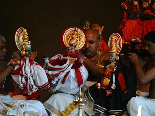 A workshop and a pavakathakali recital at Natanakairali signifies a new chapter in the revival of the art form