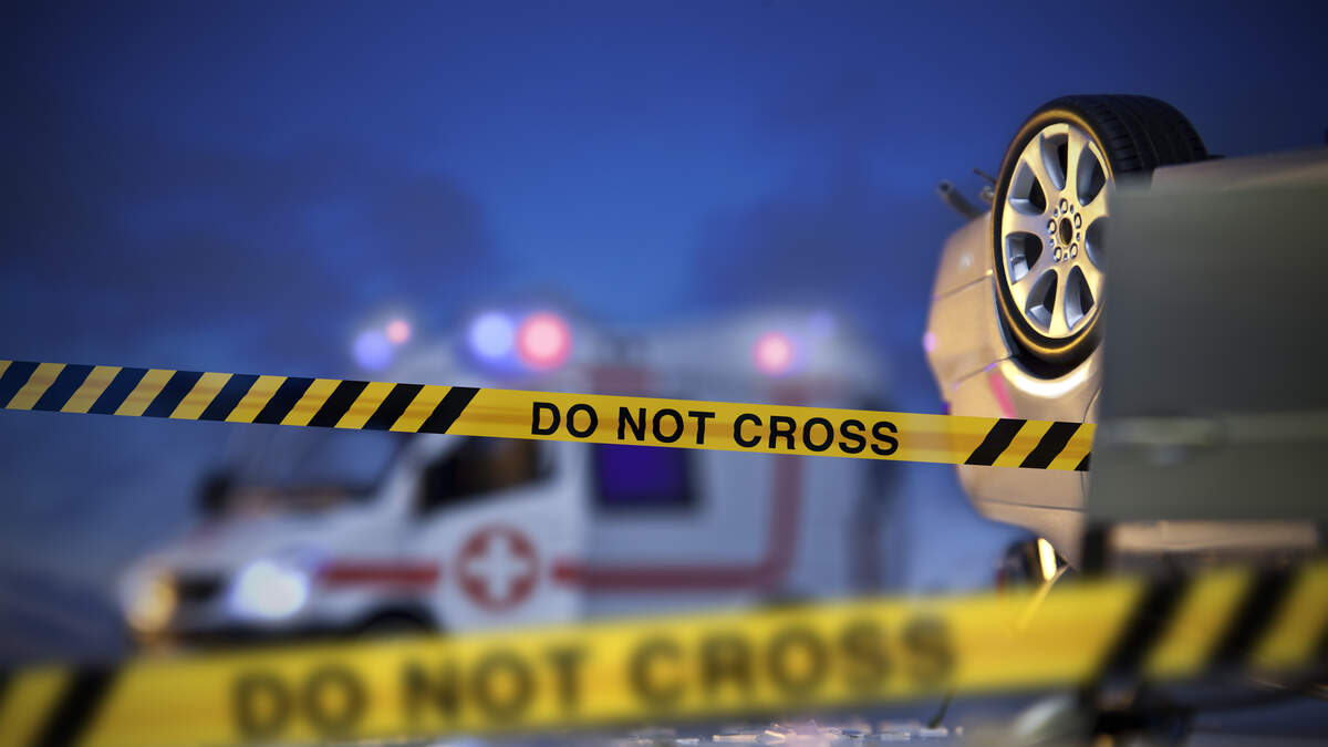 One Killed in Single-Vehicle Crash in Palmdale | KFI AM 640 | LA Local News