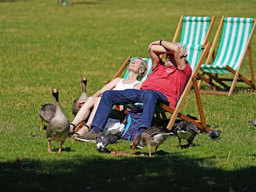 UK heatwave weather warnings issued as temperatures predicted to soar