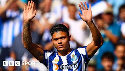 Evanilson: Bournemouth agree club record deal for Porto striker