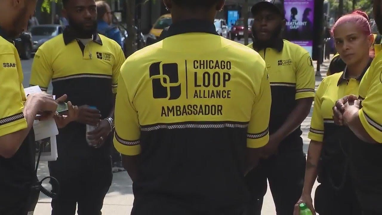 Chicago Loop Alliance expands 'Ambassador' program for busy summer season