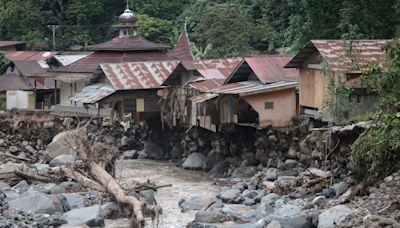 印尼西蘇門答臘省暴雨引發洪災和火山泥流，累計52人死亡、17人失蹤 - TNL The News Lens 關鍵評論網