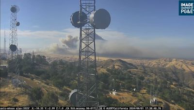 946-acre brush fire burning near Lawrence Livermore Lab; 40% contained, CAL FIRE says